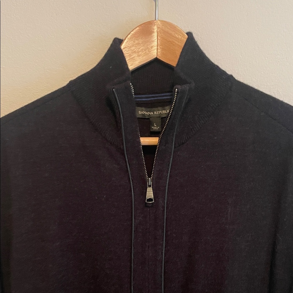 Banana Republic Black Zip Up Sweater with Mock Neck Size Large